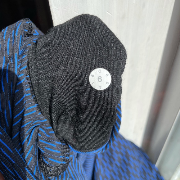 *RARE* LUXTREME WUNDERUNDER CROP - SIZE 6 - Picture 5 of 5